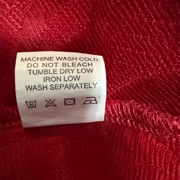 Red Quarter-Zip Sweater with Patterned Sleeves Size XL - Picture 10 of 10